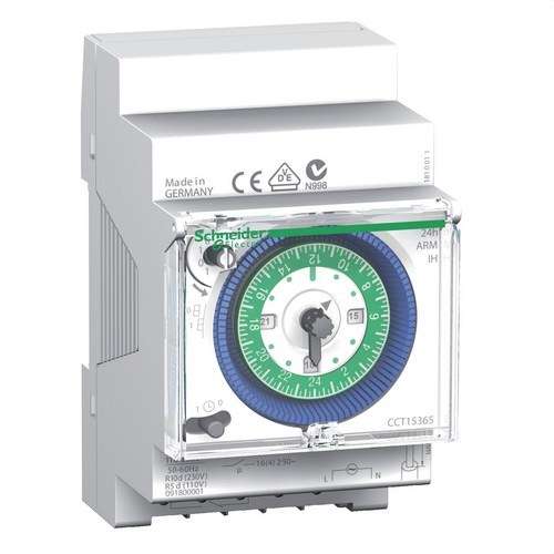 Analoge tijdschakelaar IH 24H met 3 modules 150H 1C-16A met referentie CCT15365 van het merk SCHNEIDER ELECTRIC
