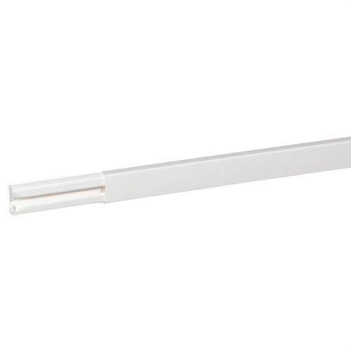 Zelfklevende kabelgoot 32x12,5mm DLPLUS met referentie 030015 van het merk LEGRAND