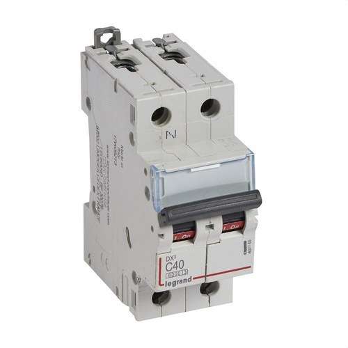 Magnetothermisch DX3 P+N 40A Curve C 6/10kA met referentie 407760 van het merk LEGRAND