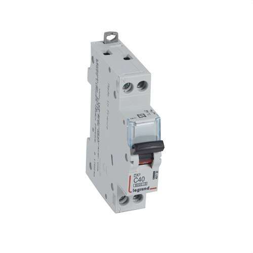 Magnetothermisch DX3 1P+N 40A Curve C 6/10kA met referentie 407732 van het merk LEGRAND