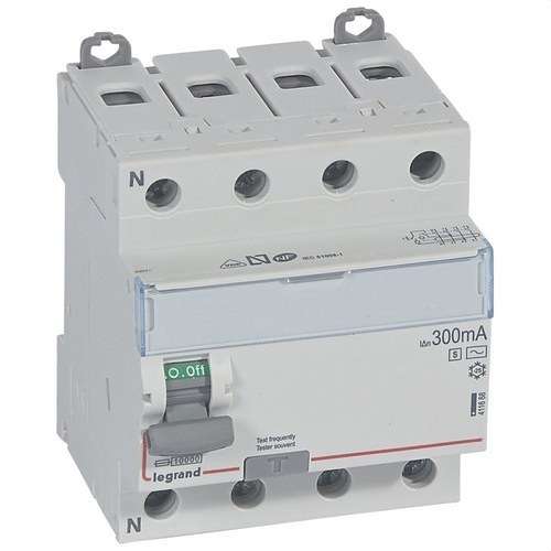 Differentiëel DX³ 4P 400V 40A Curve AC 300mA 4 modules met referentie 411668 van het merk LEGRAND