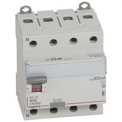 DX3 Differentieel 4P 40A 300mA Klasse AC met referentie 411665 van het merk LEGRAND