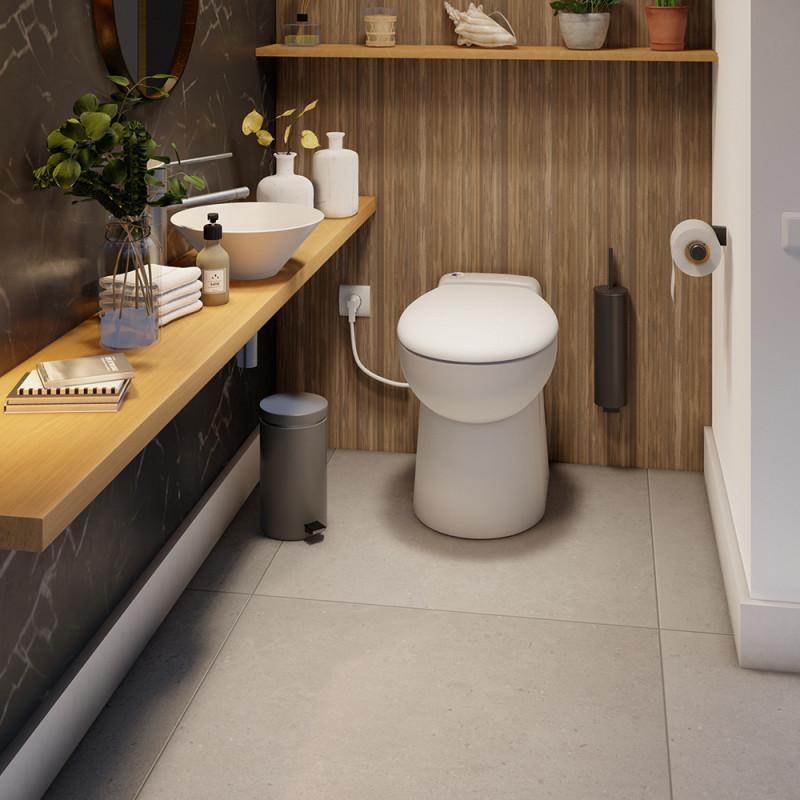 Toilet met vermaler SFA SANICOMPACT Pro met referentie 0100805 van het merk SFA SANITRIT