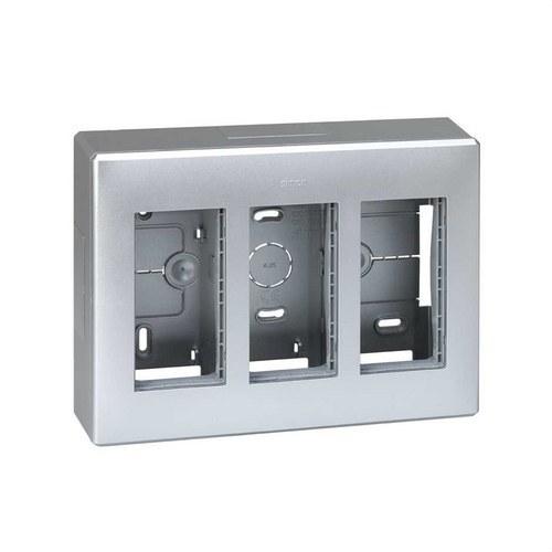 Opbouw wanddoos voor 3 dubbele elementen aluminium Simon 500 Cima met referentie 51000003-033 van het merk SIMON
