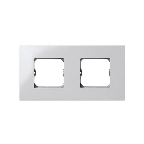 Compact frame voor 2 elementen wit met frame Simon 27 Play met referentie 2700620-030 van het merk SIMON